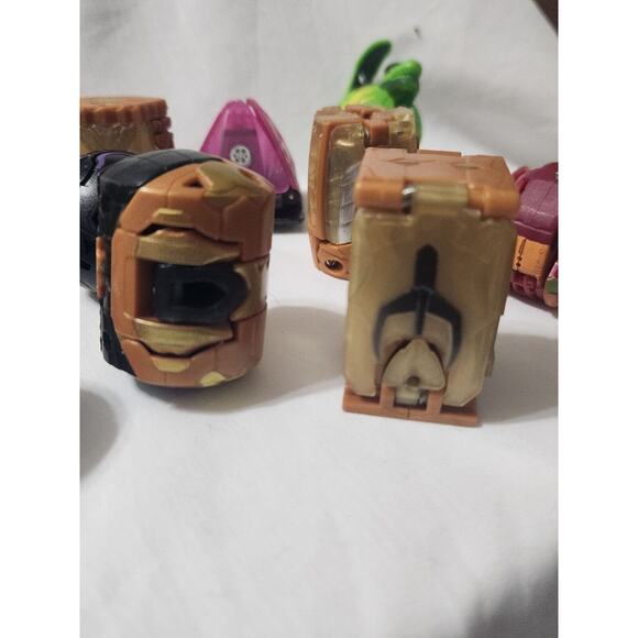 Bakugan Lot 25+ Pieces Battle Brawlers Cards Game Parts - Picture 14 of 16